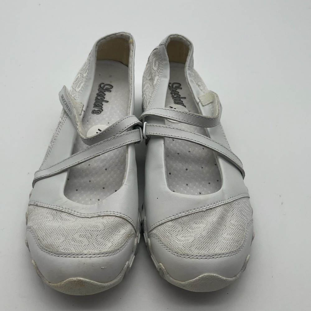 Skechers Womens White Mesh Mary Jane Sporty Walking Flats Shoes Size 7.5 y2k
